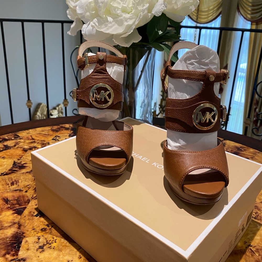 Michael Kors Heels size 7.5